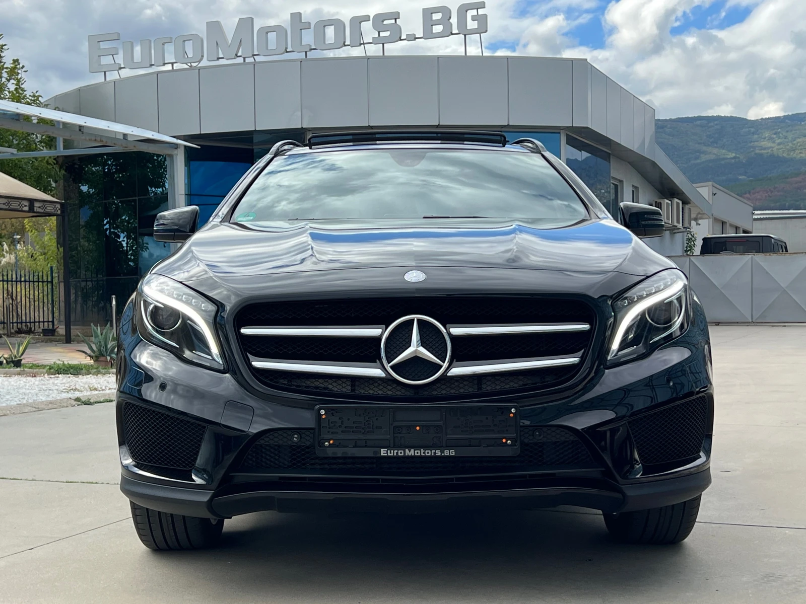 Mercedes-Benz GLA 200d, 4-MATIC, AMG LINE, NIGHT, PANO, CAMERA, ПОДГ - изображение 2