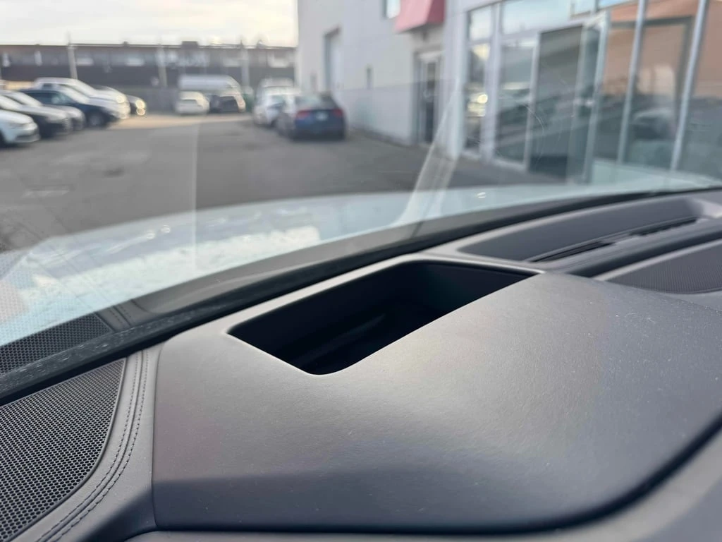 Audi Q8  Technik 2021 * CARFAX *    | Mobile.bg   11