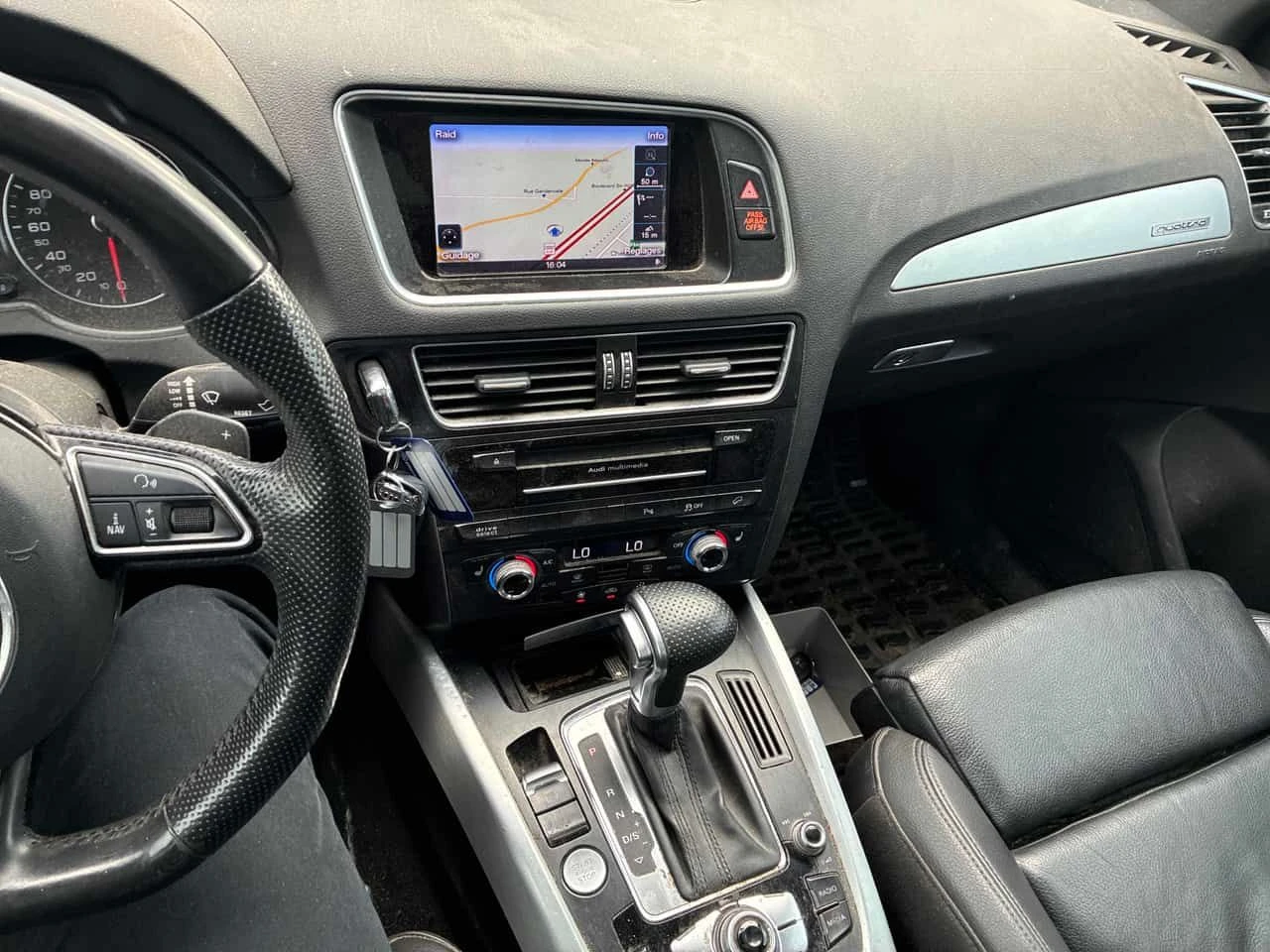 Audi Q5 * 2.0T Progressiv * CARFAX * БЕЗ ПЪРВОНАЧАЛНА ВНОС, снимка 9 - Автомобили и джипове - 55343770