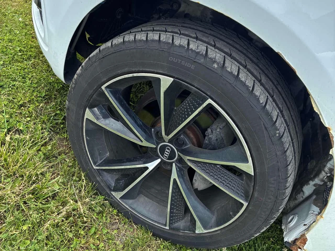 Audi Q5 * 2.0T Progressiv * CARFAX * БЕЗ ПЪРВОНАЧАЛНА ВНОС, снимка 7 - Автомобили и джипове - 55343770