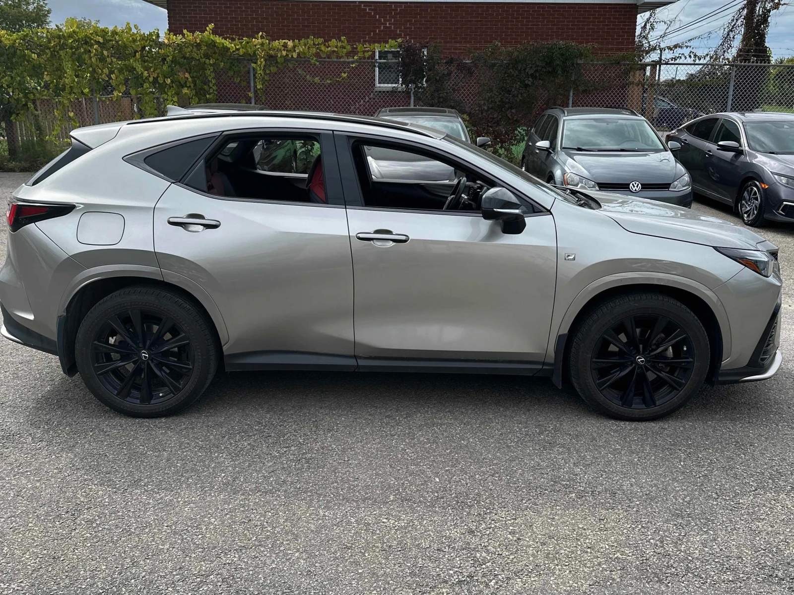 Lexus NX * 450h+ * CARFAX * ��� ������������ ������ | Mobile.bg � ����������� 3