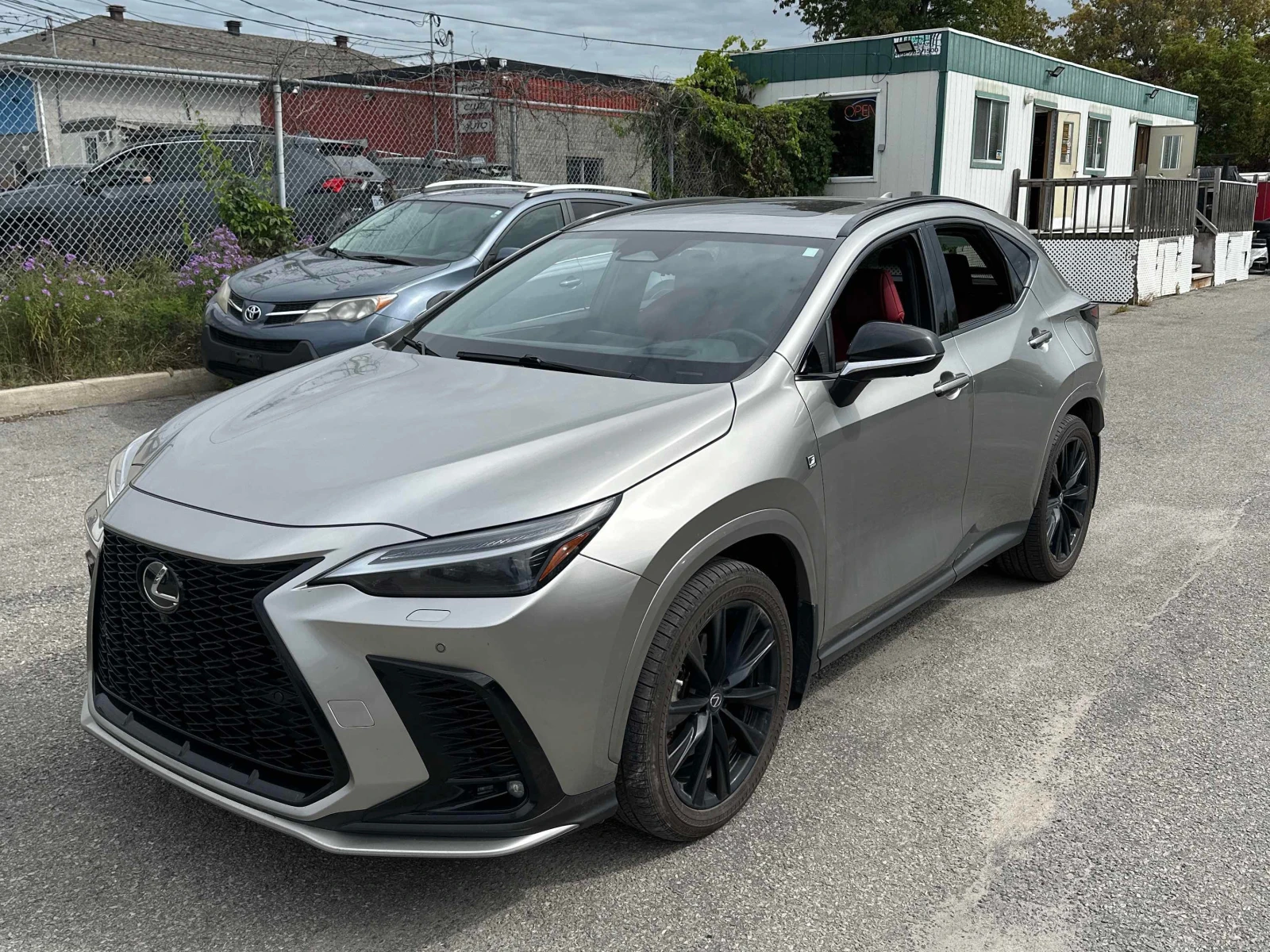 Lexus NX * 450h+ * CARFAX * ��� ������������ ������ | Mobile.bg � ����������� 16