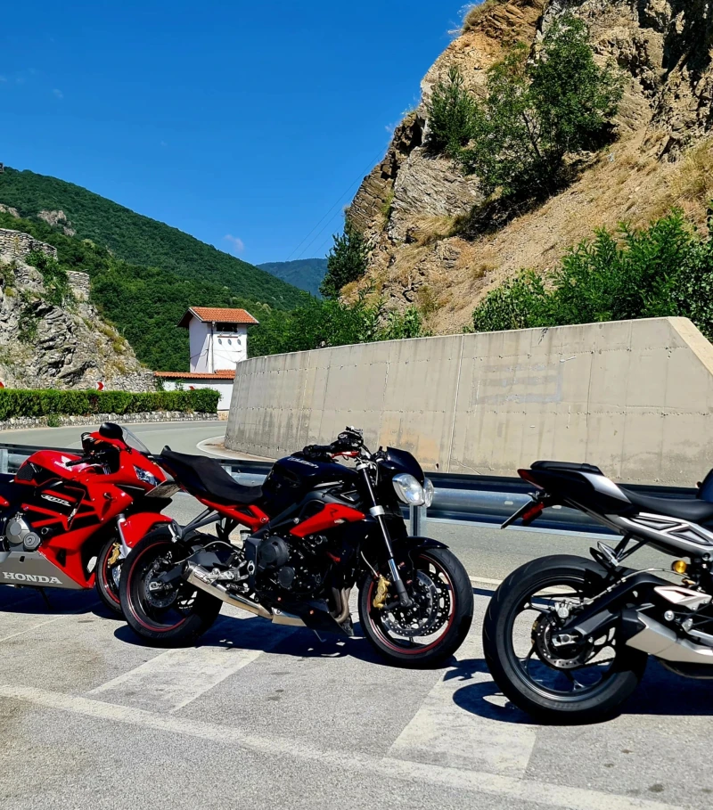 Triumph Street Triple 675 R ABS, снимка 10 - Мотоциклети и мототехника - 52812672