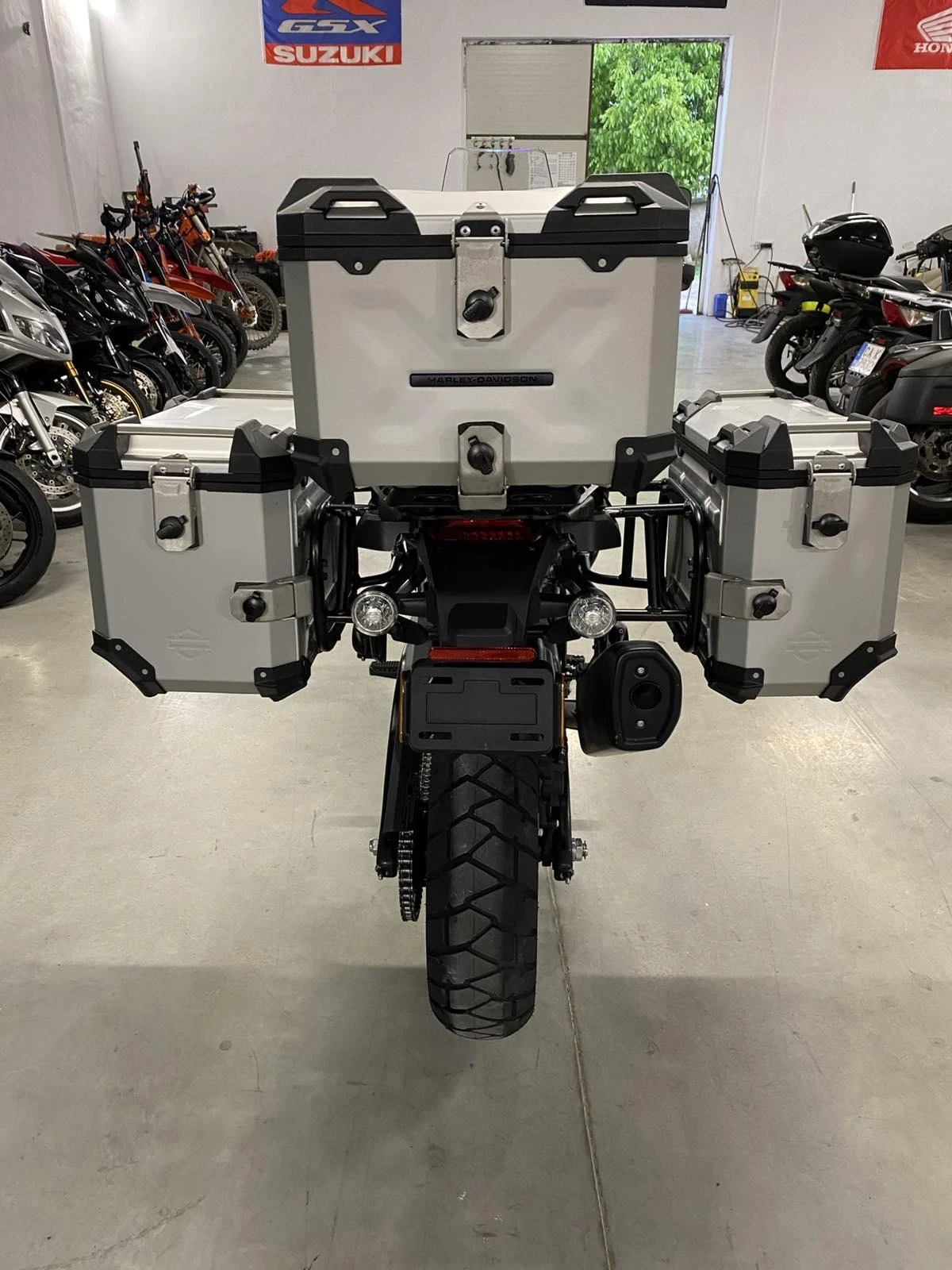 Harley-Davidson Touring Pan America Special - изображение 4