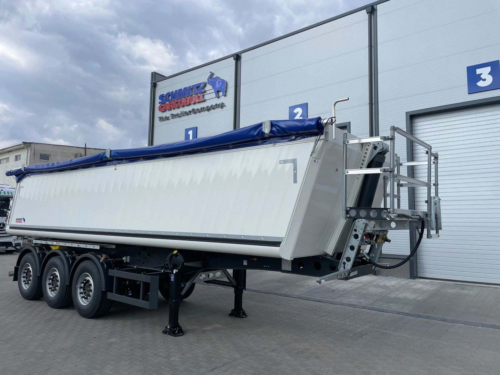  Schmitz SKI 24 SL 8.2 | Mobile.bg   2