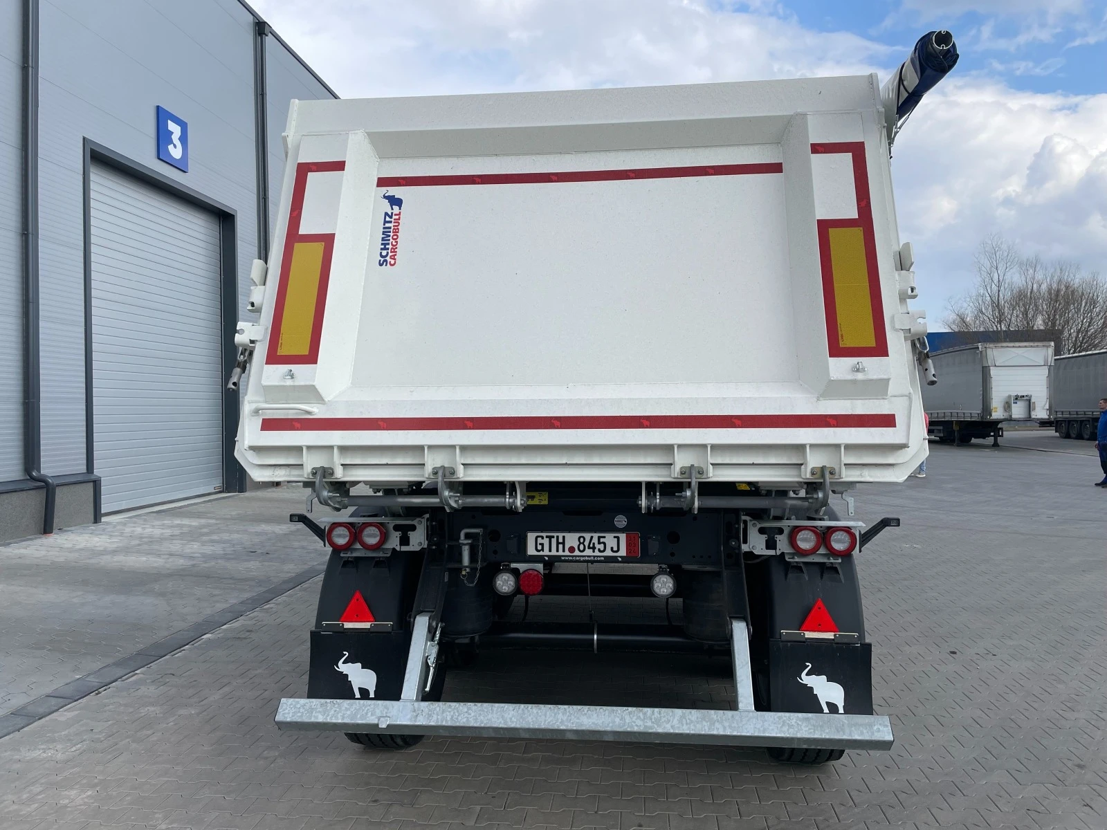  Schmitz SKI 24 SL 8.2 | Mobile.bg   8