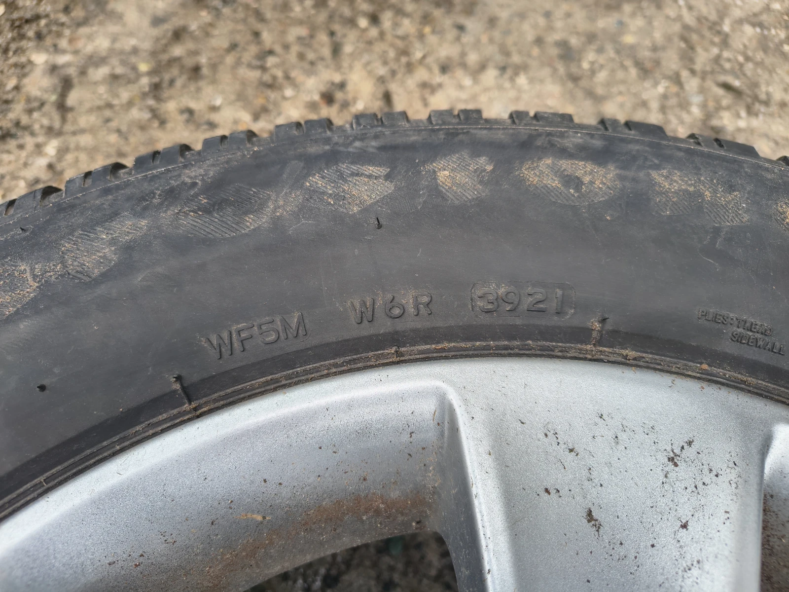 Гуми с джанти Други 215/60R16, снимка 5 - Гуми и джанти - 54078278