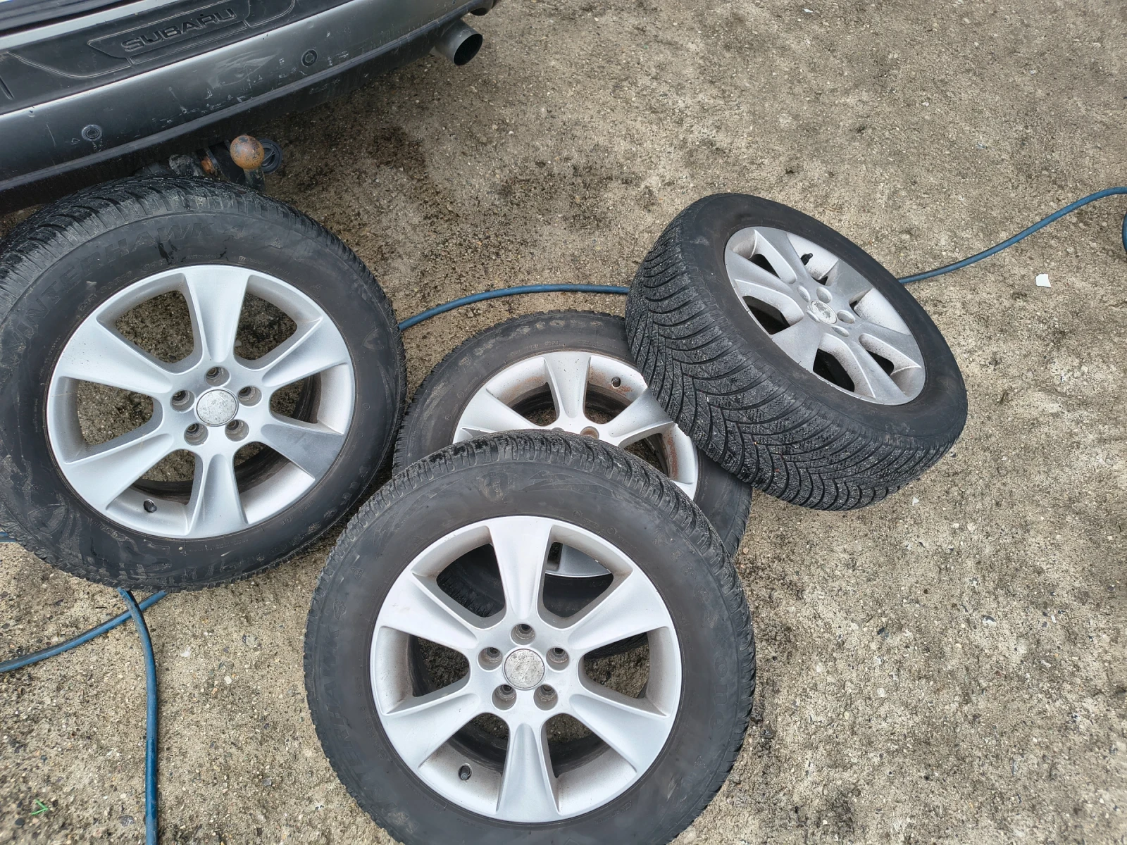Гуми с джанти Други 215/60R16