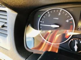 Renault Laguna 3.0DCi 235к.с. Automat  на части, снимка 11