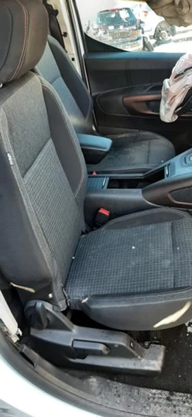 Peugeot Rifter Gt line, снимка 5