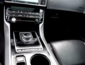 Jaguar XE R-Sport AWD, снимка 10