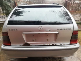 Mercedes-Benz C 250, снимка 13