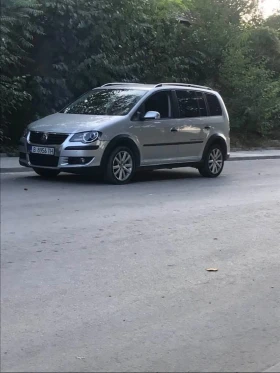 Обява за продажба на VW Touran 1900 ~8 500 лв. - изображение 1