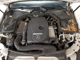 Обява за продажба на Mercedes-Benz C 300 2.0 Turbo / AMG пакет / 4MATIC / Кожа / Панорама / ~16 900 лв. - изображение 10