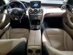 Обява за продажба на Mercedes-Benz C 300 2.0 Turbo / AMG пакет / 4MATIC / Кожа / Панорама / ~16 900 лв. - изображение 7