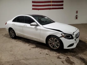 Обява за продажба на Mercedes-Benz C 300 2.0 Turbo / AMG пакет / 4MATIC / Кожа / Панорама / ~16 900 лв. - изображение 2