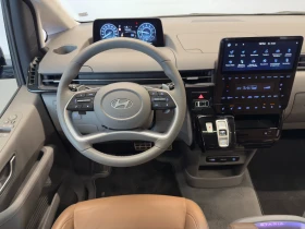 Hyundai Staria LUXURY Hybrid, снимка 9 - Автомобили и джипове - 53642981