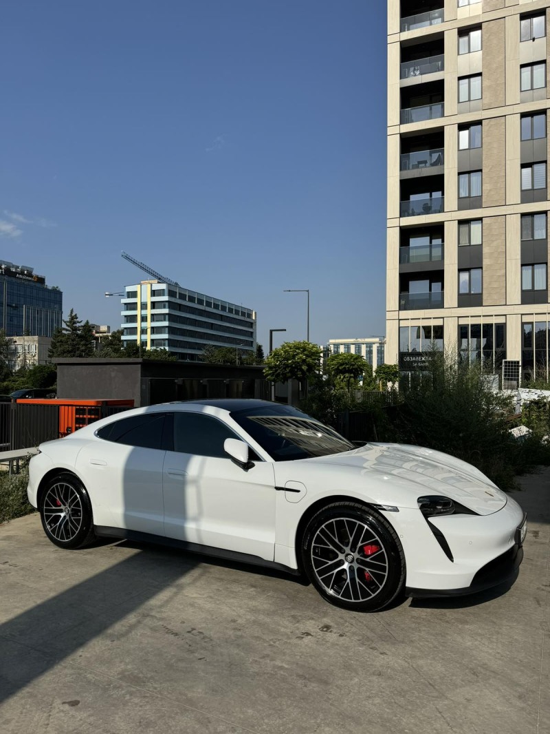 Porsche Taycan, снимка 4 - Автомобили и джипове - 46439738