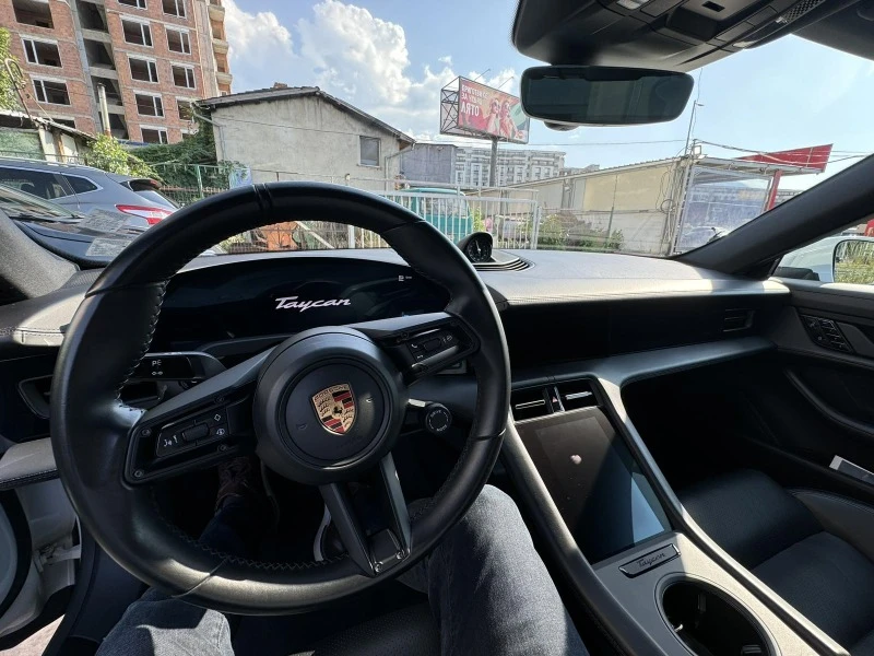 Porsche Taycan, снимка 7 - Автомобили и джипове - 47491656