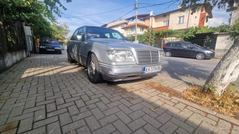 Mercedes-Benz 124, снимка 6 - Автомобили и джипове - 46969440