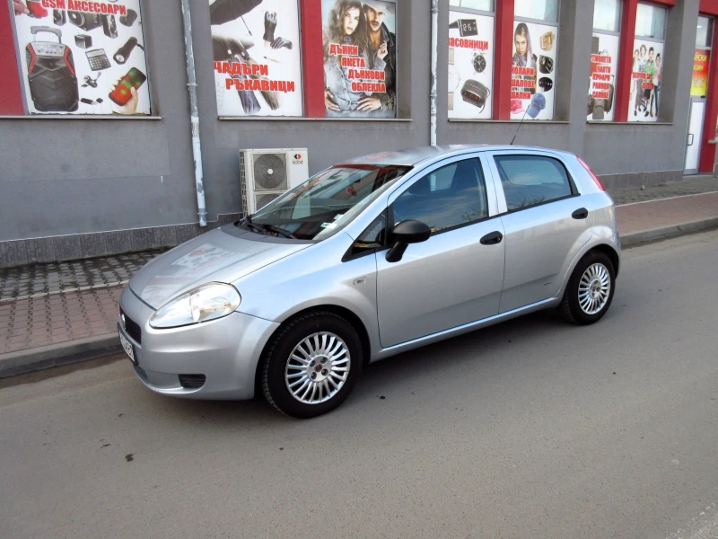 Fiat Punto Grande 1.2i, снимка 7 - Автомобили и джипове - 49252620