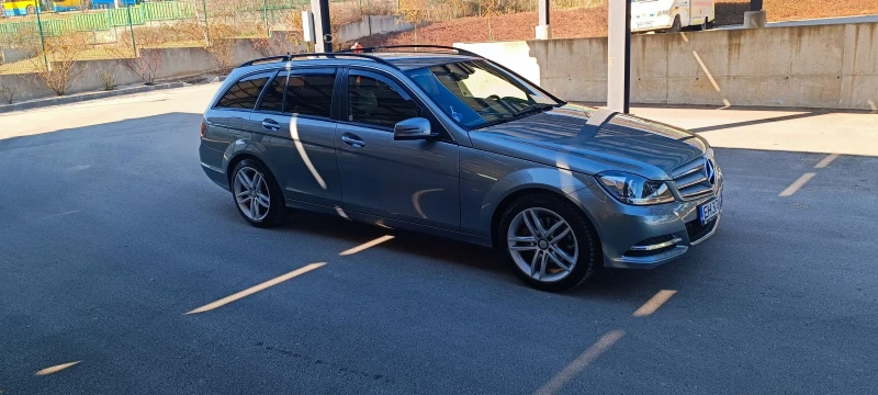 Mercedes-Benz C 220, снимка 2 - Автомобили и джипове - 49423251