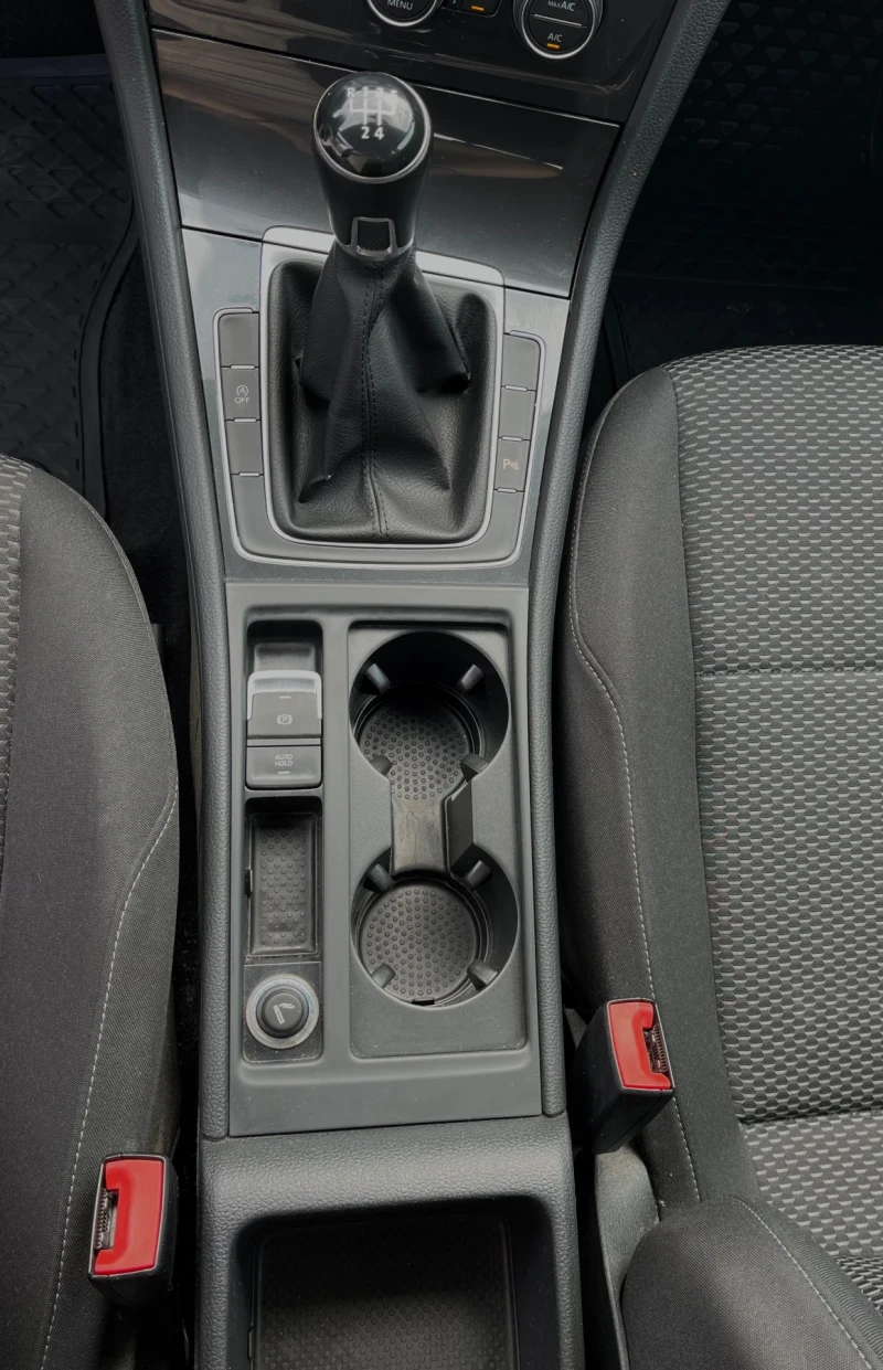 VW Golf Variant, снимка 14 - Автомобили и джипове - 52309924