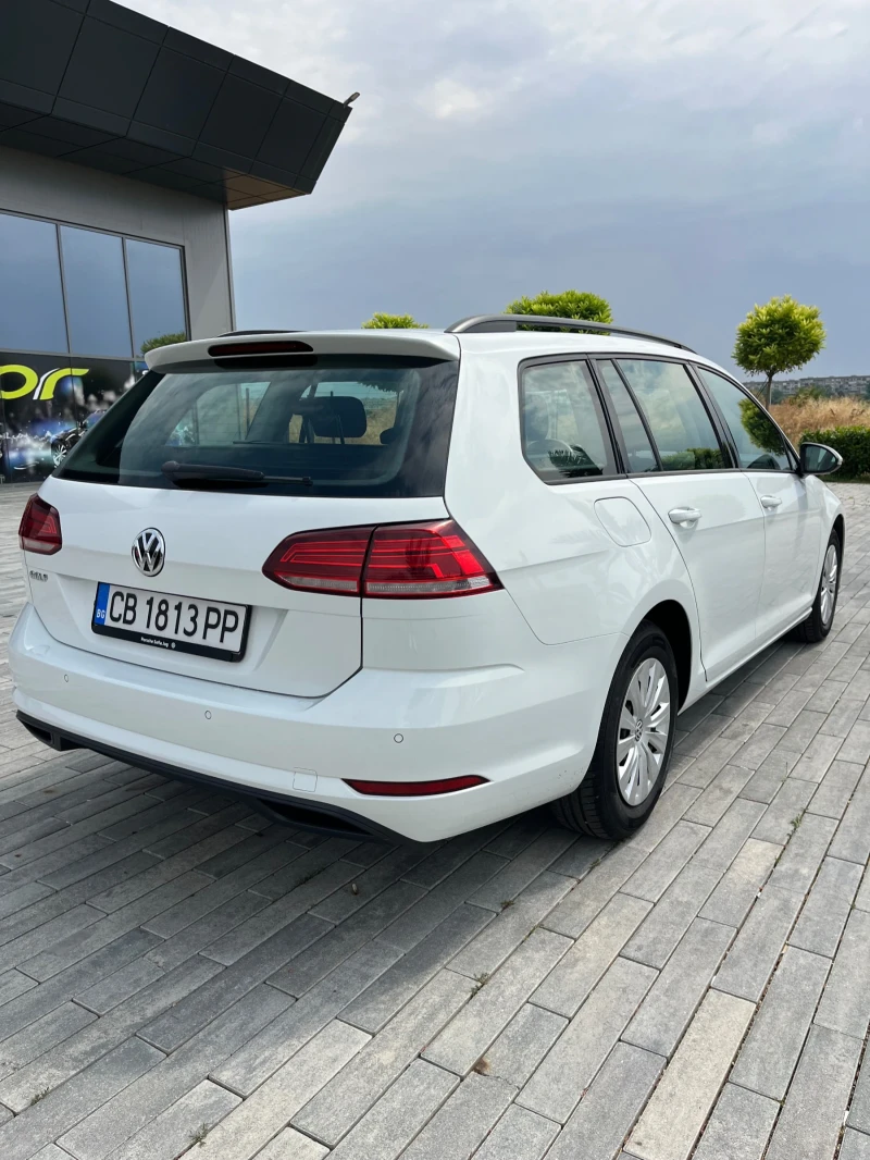 VW Golf Variant, снимка 4 - Автомобили и джипове - 52309924