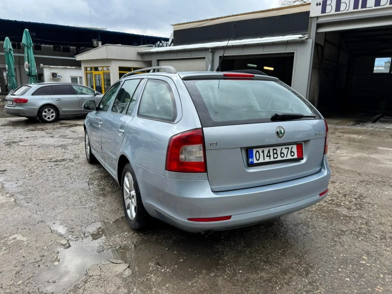 Skoda Octavia, снимка 4 - Автомобили и джипове - 51961310