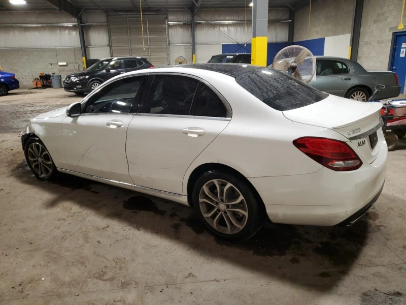 Mercedes-Benz C 300 2.0 Turbo / AMG пакет / 4MATIC / Кожа / Панорама /, снимка 2 - Автомобили и джипове - 52006997