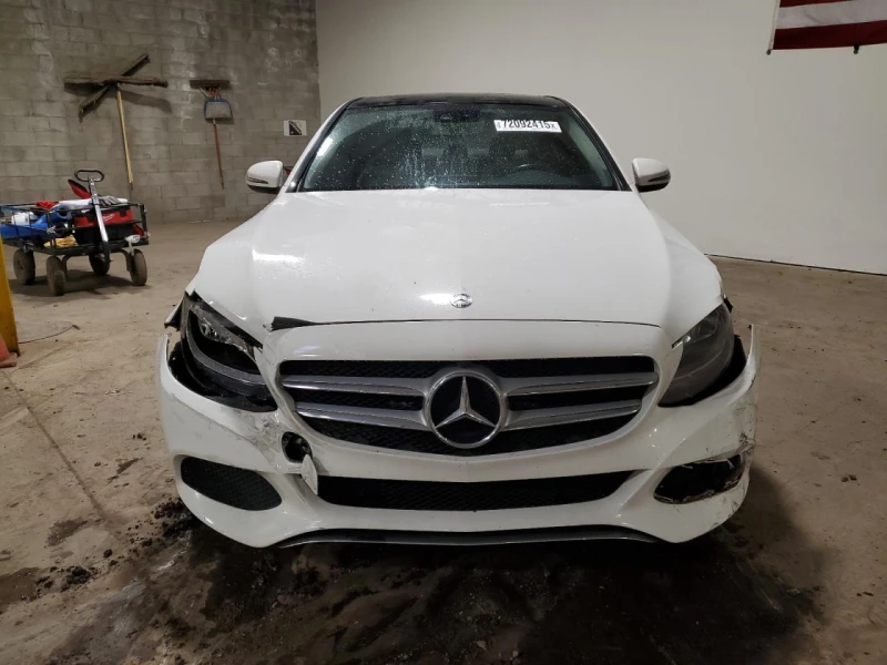 Mercedes-Benz C 300 2.0 Turbo / AMG пакет / 4MATIC / Кожа / Панорама /, снимка 5 - Автомобили и джипове - 52006997