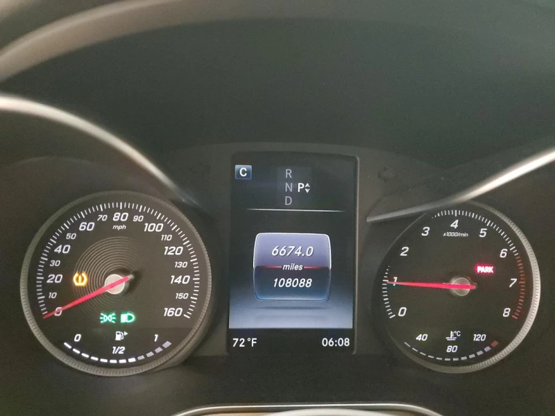 Mercedes-Benz C 300 2.0 Turbo / AMG пакет / 4MATIC / Кожа / Панорама /, снимка 9 - Автомобили и джипове - 52006997