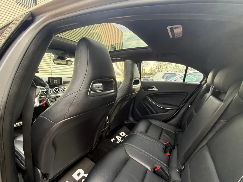 Mercedes-Benz A45 AMG MAGNO GREY + ЛИЗИНГ, снимка 12 - Автомобили и джипове - 52398870