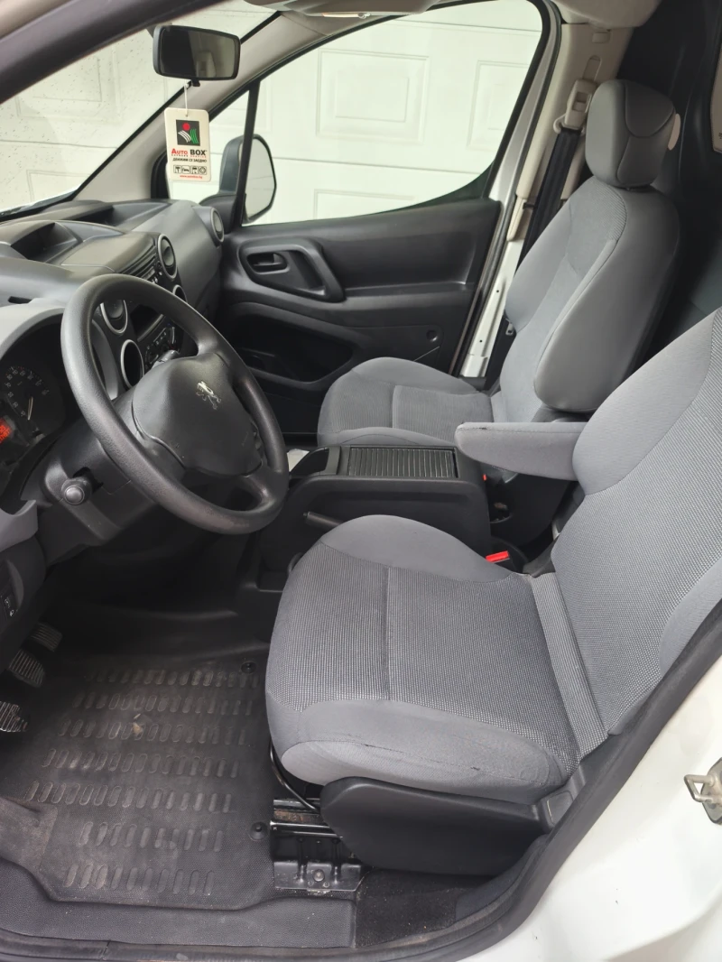 Citroen Berlingo 1.6 HDI FAP, снимка 8 - Автомобили и джипове - 52414809