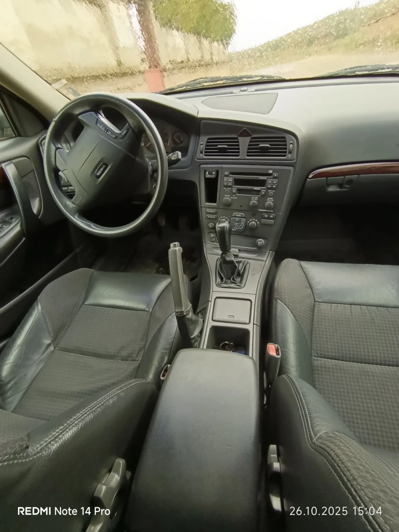 Volvo V70, снимка 13 - Автомобили и джипове - 52435248