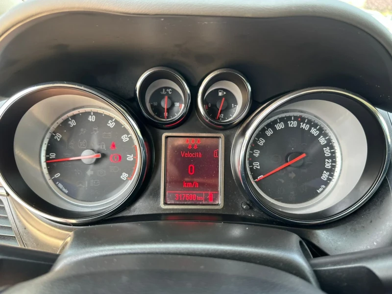 Opel Zafira, снимка 8 - Автомобили и джипове - 52770839