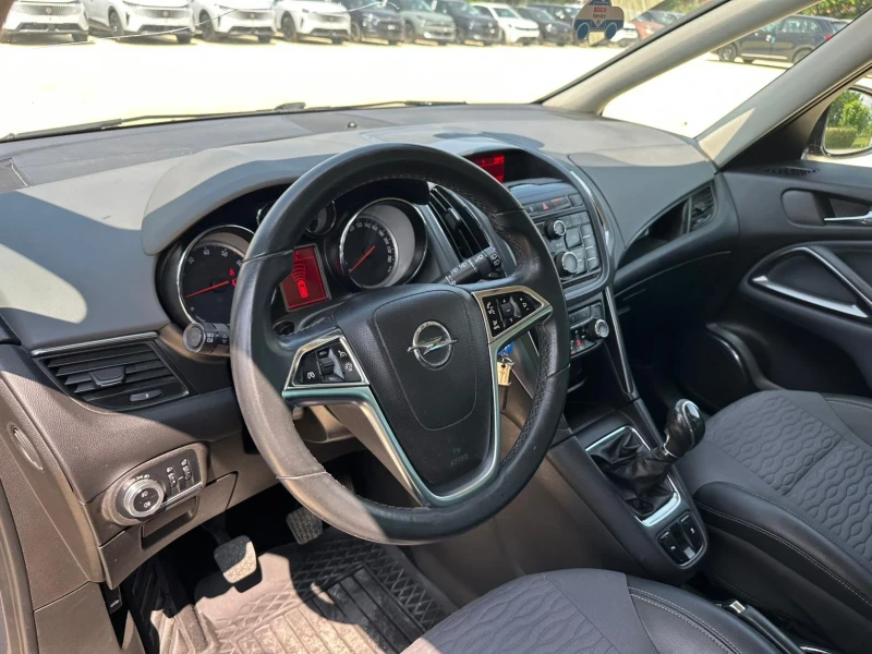 Opel Zafira, снимка 6 - Автомобили и джипове - 52770839