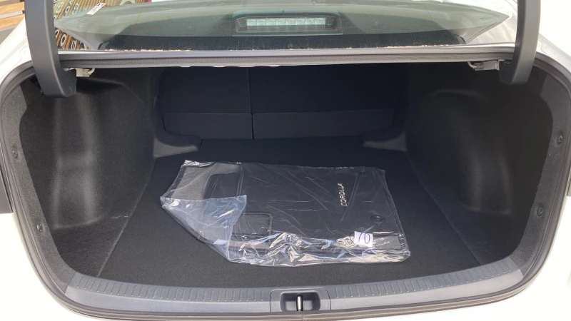 Toyota Corolla Comfort 1.5 TNGA, снимка 13 - Автомобили и джипове - 52776113