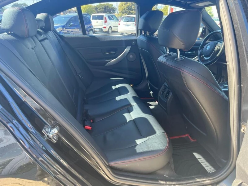 BMW 335 * 3 Series * CARFAX * ЦЕНА ДО БГ, снимка 16 - Автомобили и джипове - 53044825