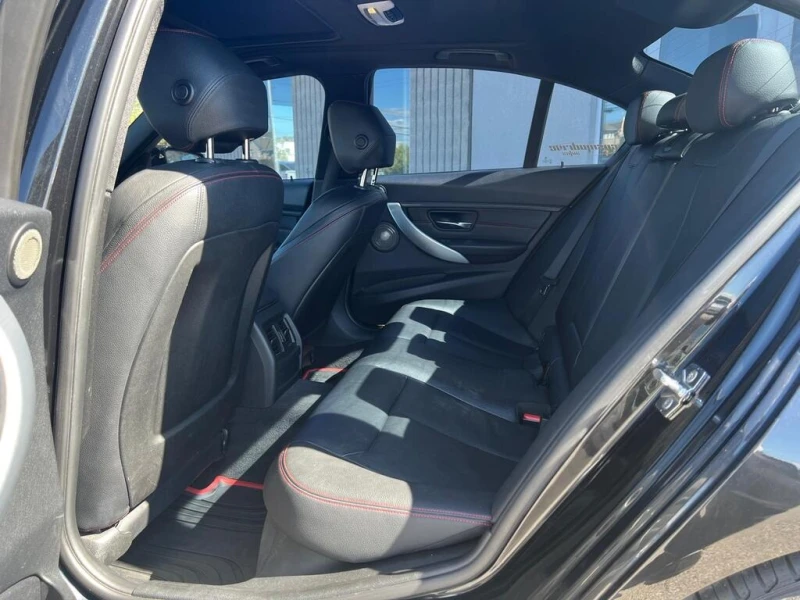 BMW 335 * 3 Series * CARFAX * ЦЕНА ДО БГ, снимка 13 - Автомобили и джипове - 53044825