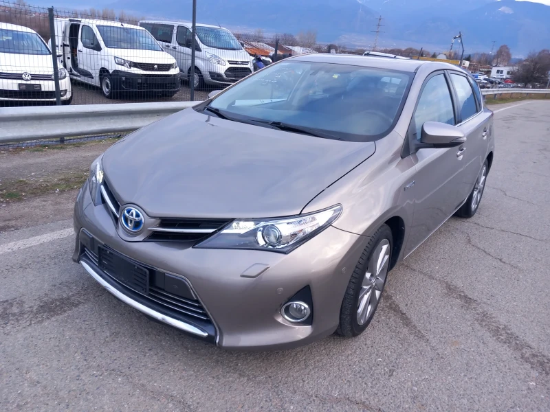 Toyota Auris 1.8 hybrid , снимка 3 - Автомобили и джипове - 53432624