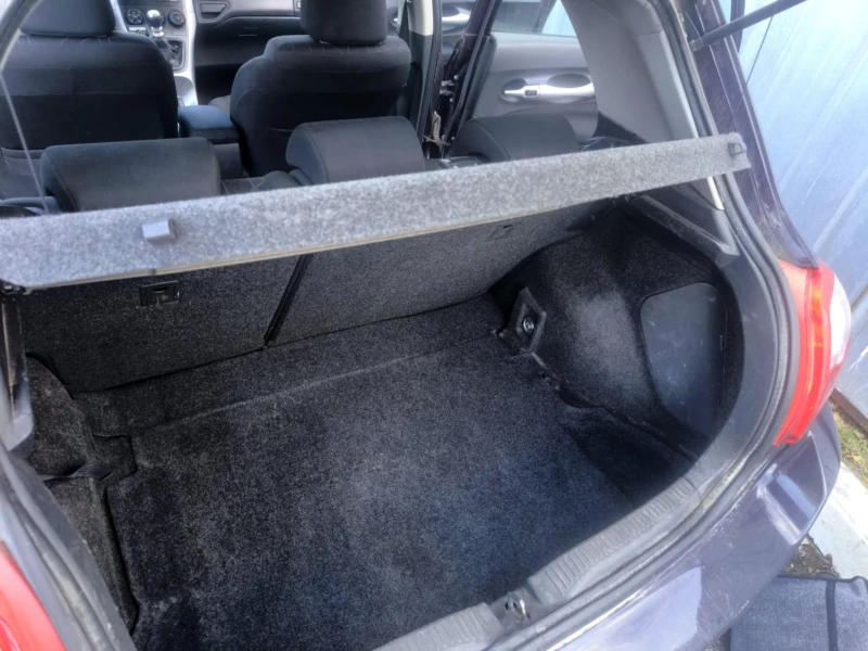 Toyota Auris D4D, снимка 12 - Автомобили и джипове - 53528272