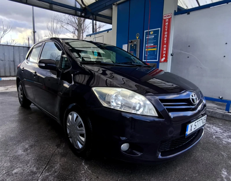 Toyota Auris D4D, снимка 3 - Автомобили и джипове - 53528272