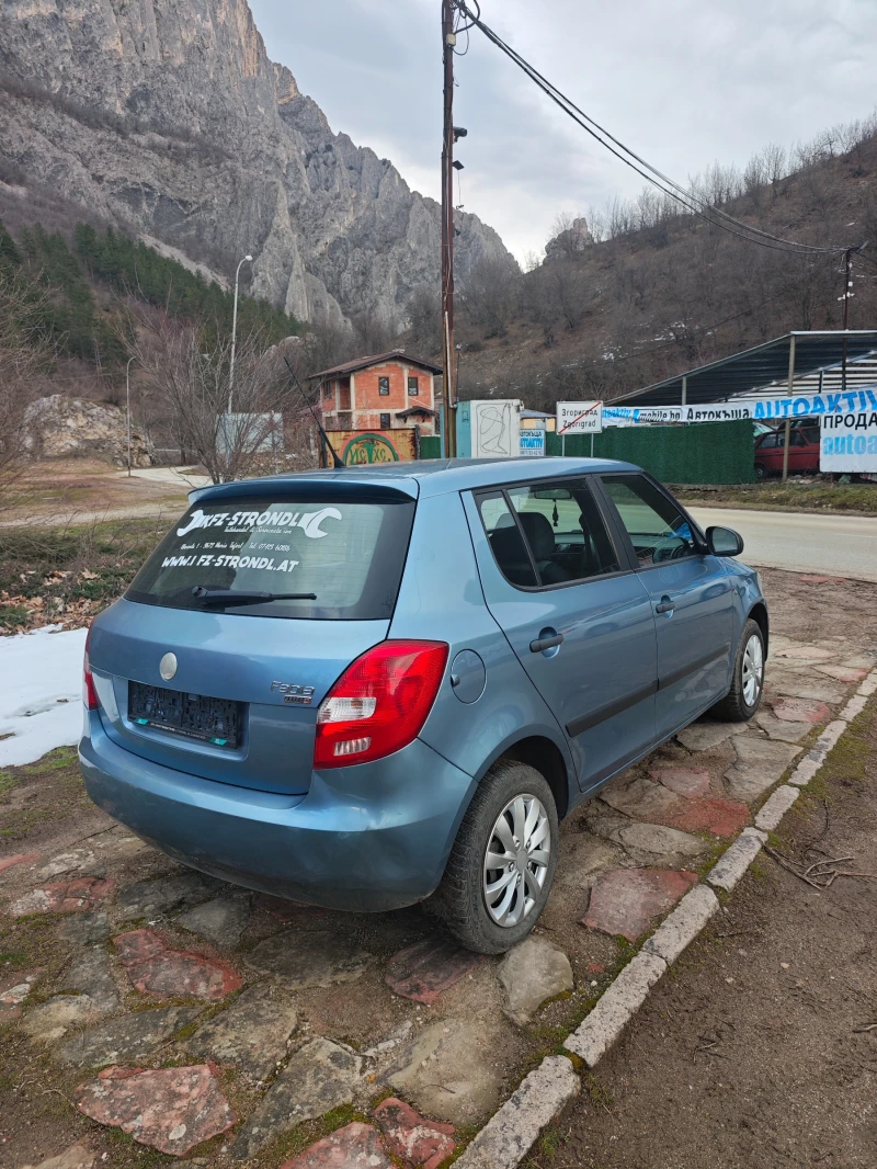 Skoda Fabia 1.2I НОВ ВНОС, снимка 5 - Автомобили и джипове - 53593517