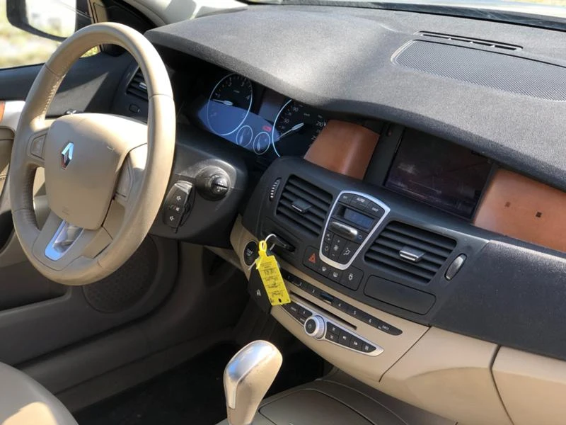 Renault Laguna 3.0DCi 235к.с. Automat  на части, снимка 9 - Автомобили и джипове - 30164462