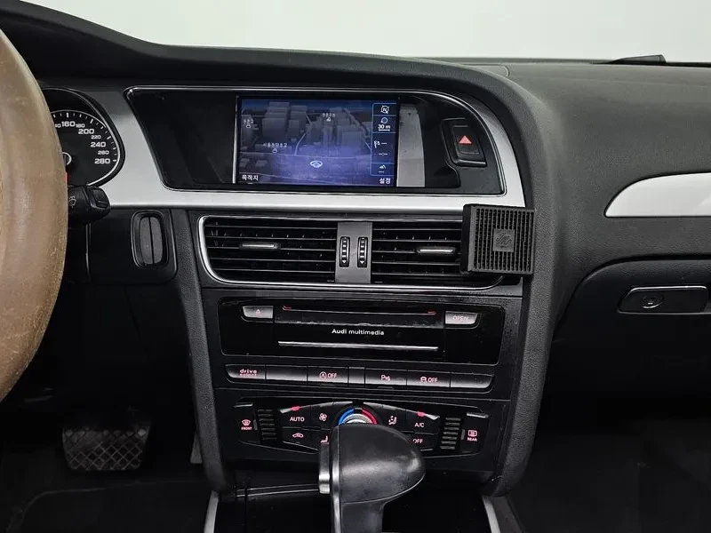 Audi A4, снимка 14 - Автомобили и джипове - 53466519