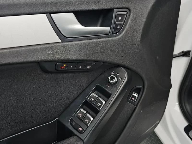 Audi A4, снимка 17 - Автомобили и джипове - 53466519