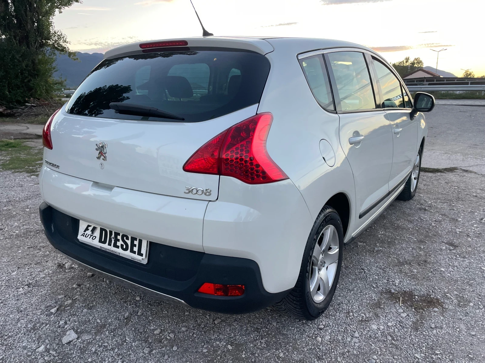 Peugeot 3008 1.6HDI-ITALIA - изображение 8