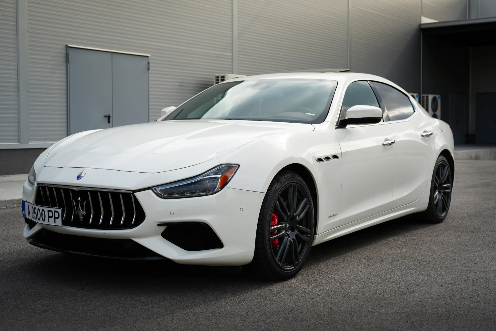 Maserati Ghibli Maserati Ghibli S Trofeo 2018 лизинг - изображение 3