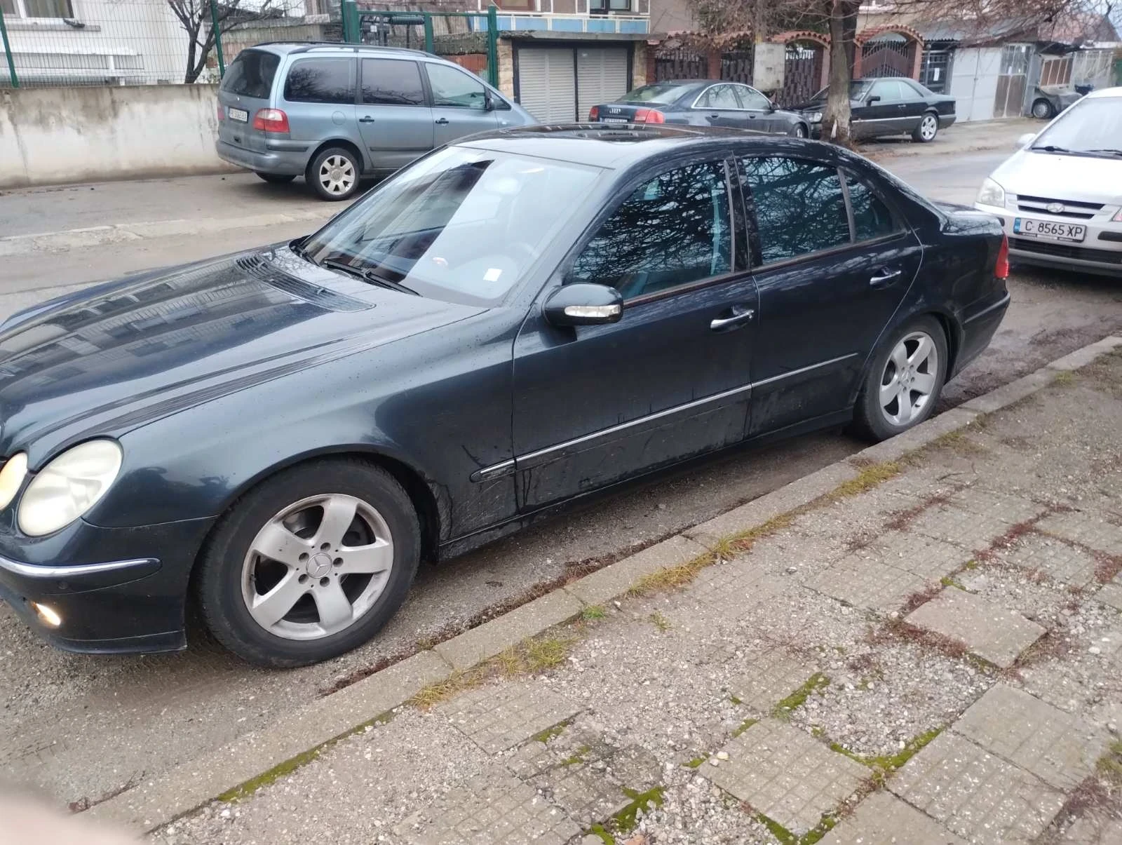 Mercedes-Benz E 280 Avantgarde - изображение 3